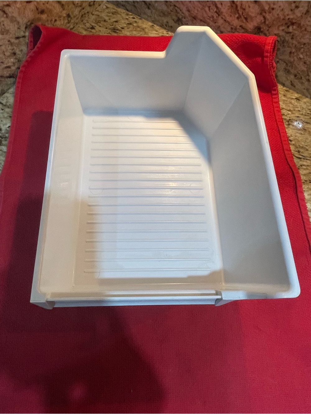 Refrigerator Whirlpool/Kenmore White Plastic ice Bin OEM part 2166261.